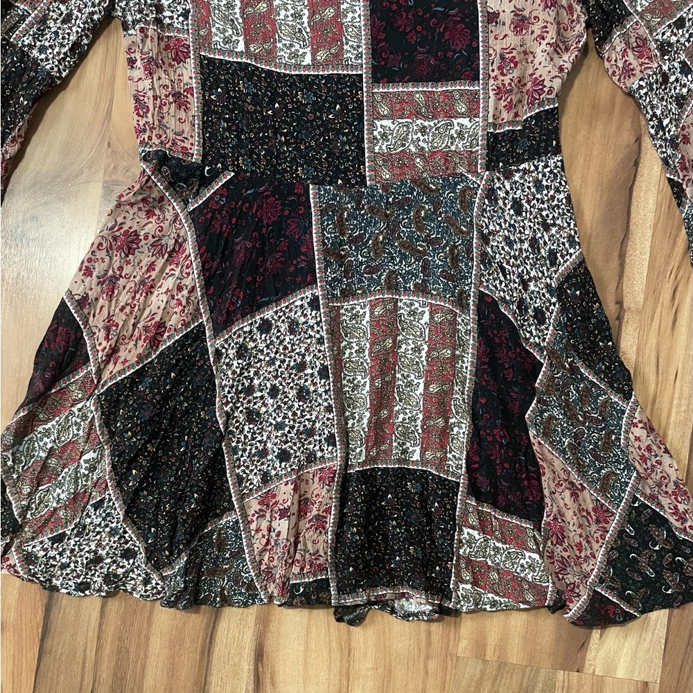 American Eagle Bell Sleeve Patchwork Swing Dress … - image 6